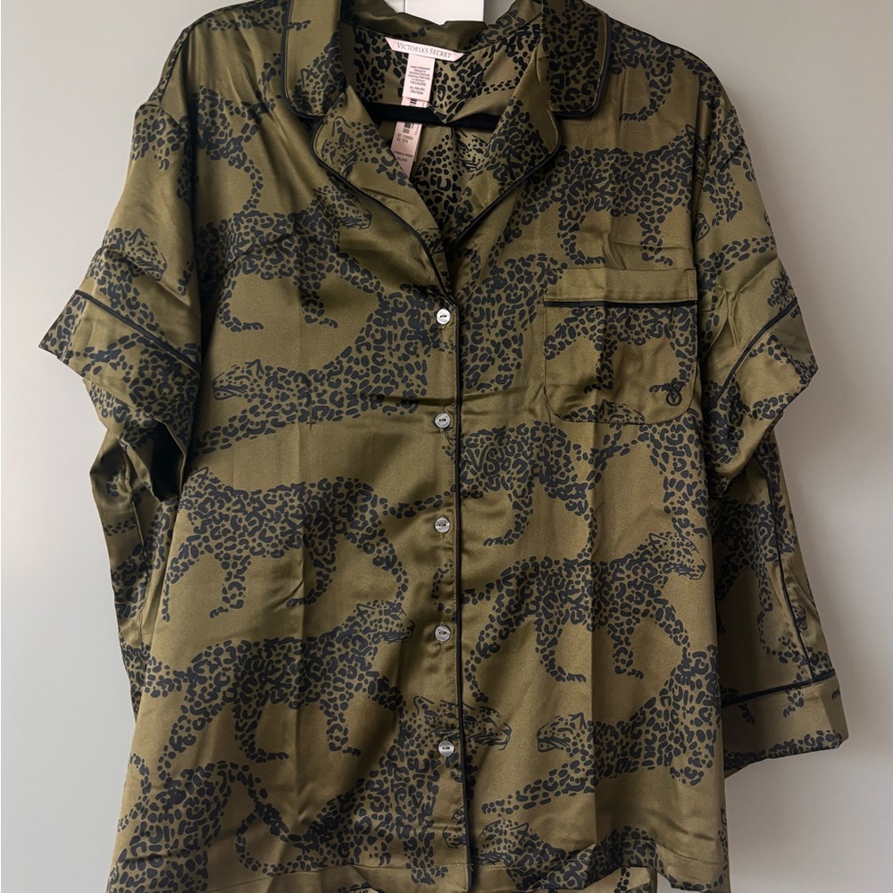 Victoria's Secret Olive Leopard Print Pajama Set - Picture 4 of 5
